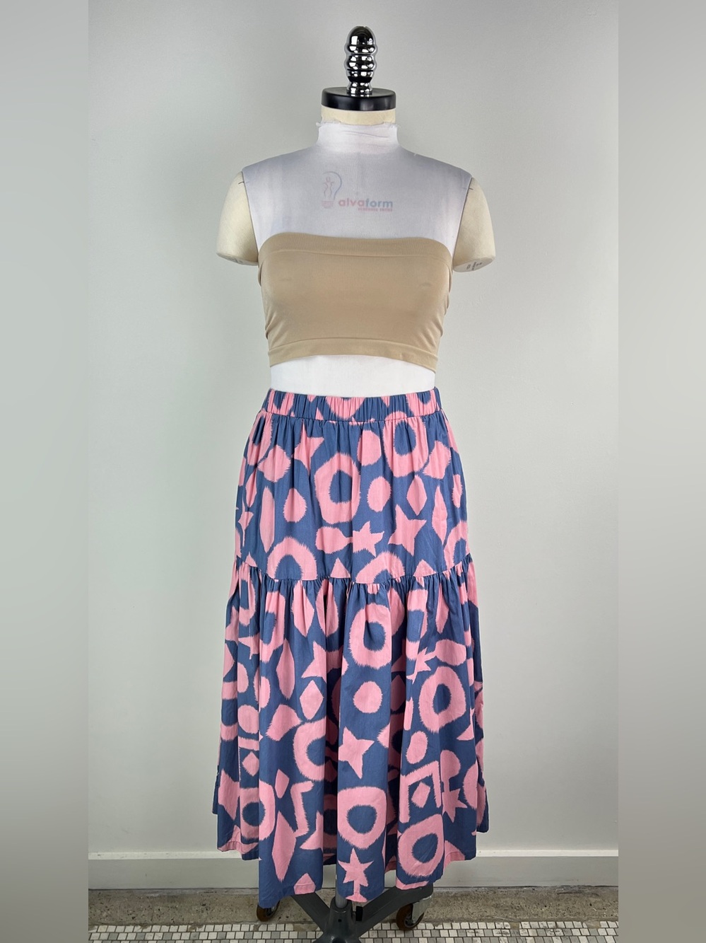 💚 3564. Cotton Pink Patterned Tiered Midi Skirt